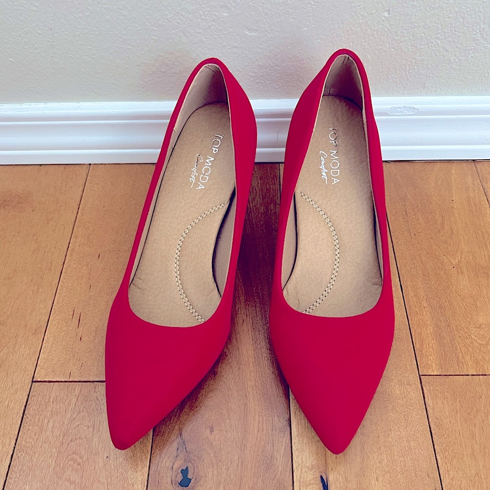 Brand new red heels